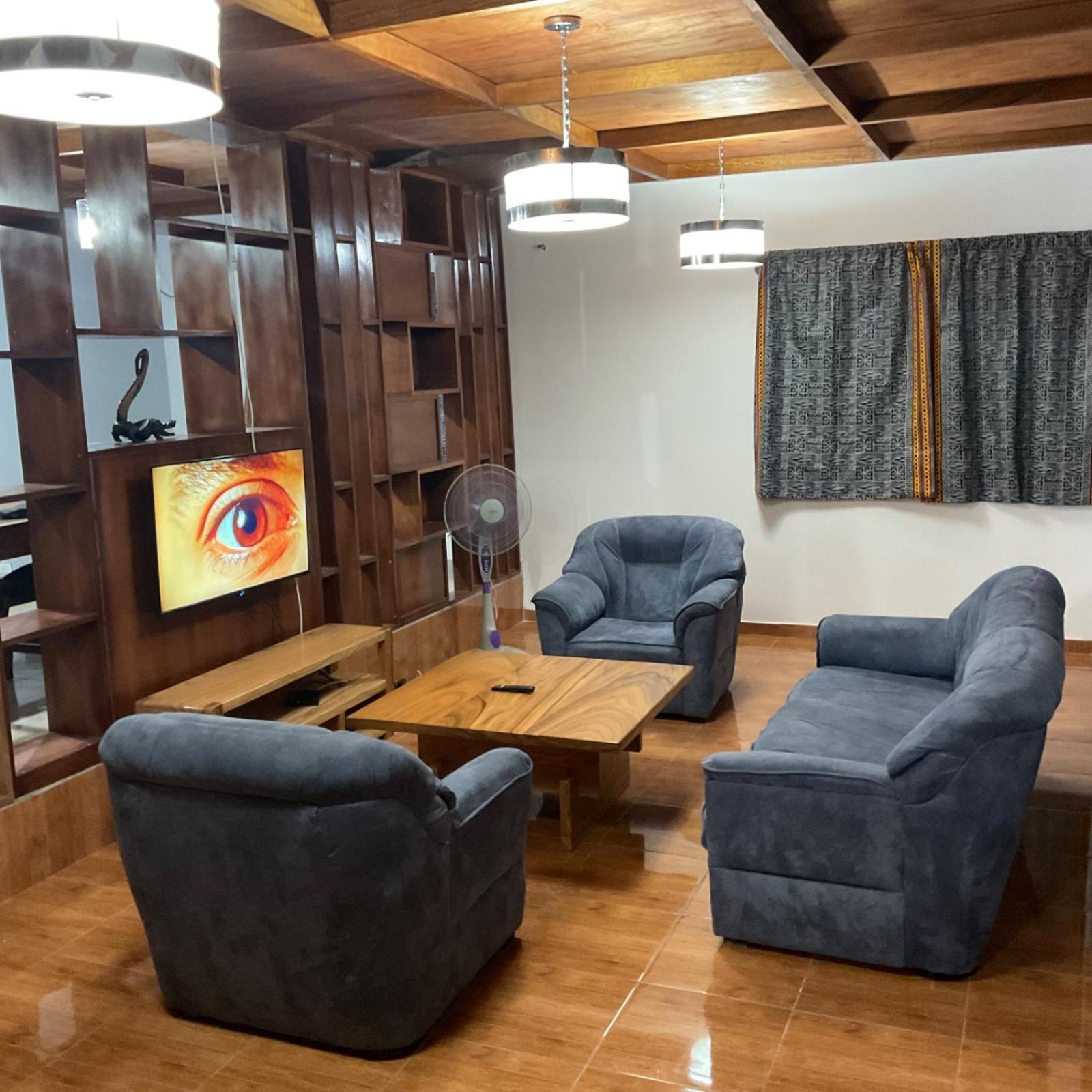 La Maison Du Voyageur Kribi Exterior foto
